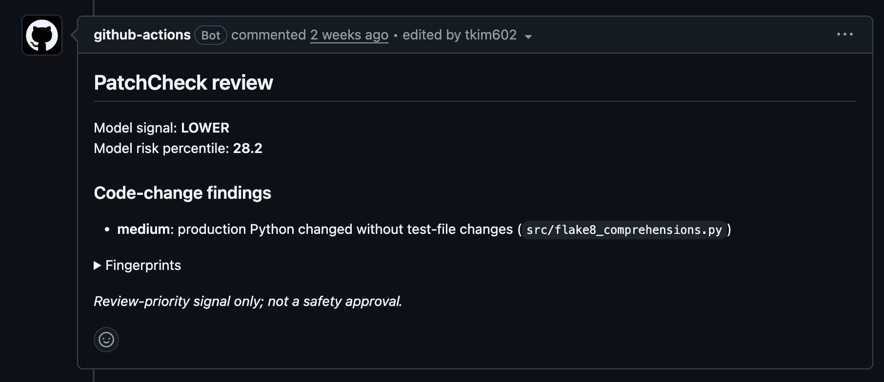 PatchCheck가 flake8-comprehensions PR을 LOWER 우선순위로 분류한 GitHub Actions 댓글